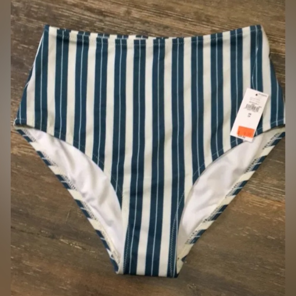 Highwaisted old navy bathing suit bottom’s